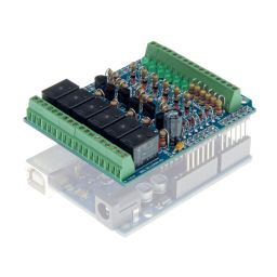 I/O shield voor Arduino. 